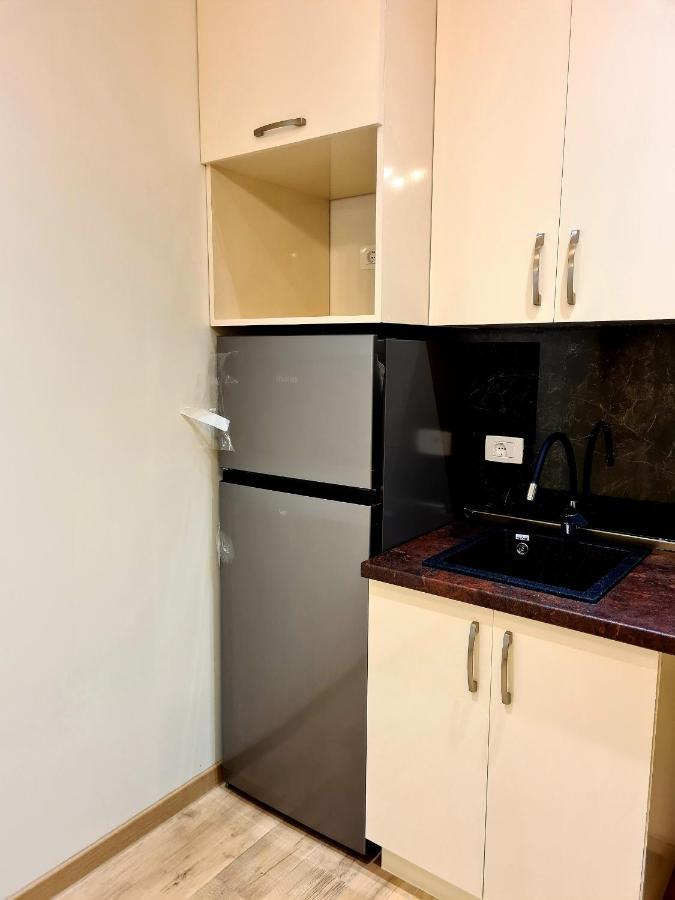 Deluxe Apartment In City Center Erevan Esterno foto
